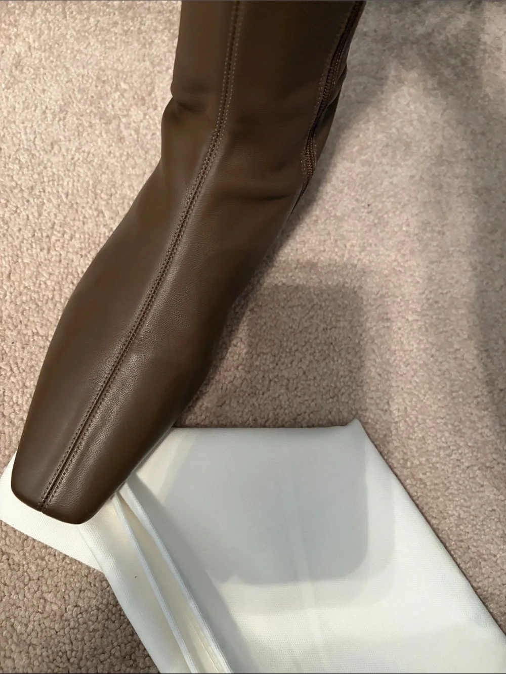 New With Tags Vince Nissa Wheat Over-The-Knee Leather Boots Size 11
